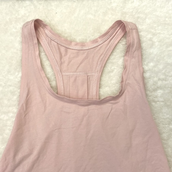Light pink lululemon tank top - Picture 2 of 7